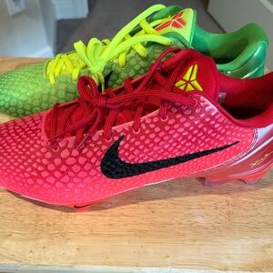 KOBE Mismatch Grinch Cleat Size 16